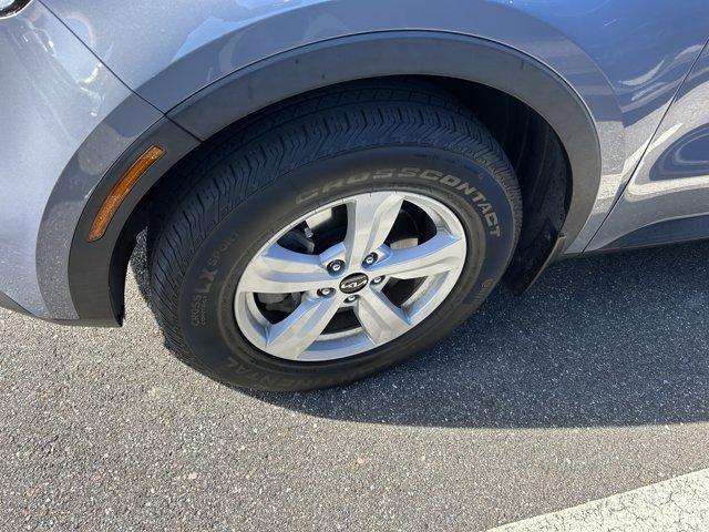 used 2022 Kia Sorento car, priced at $19,990