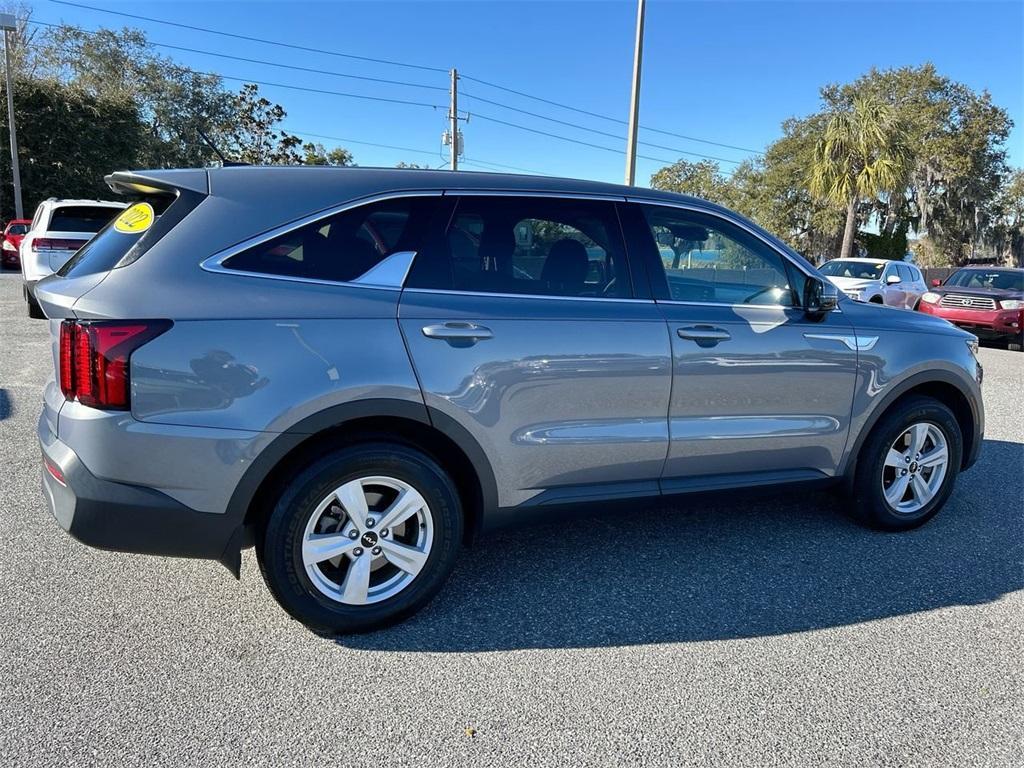 used 2022 Kia Sorento car, priced at $19,990