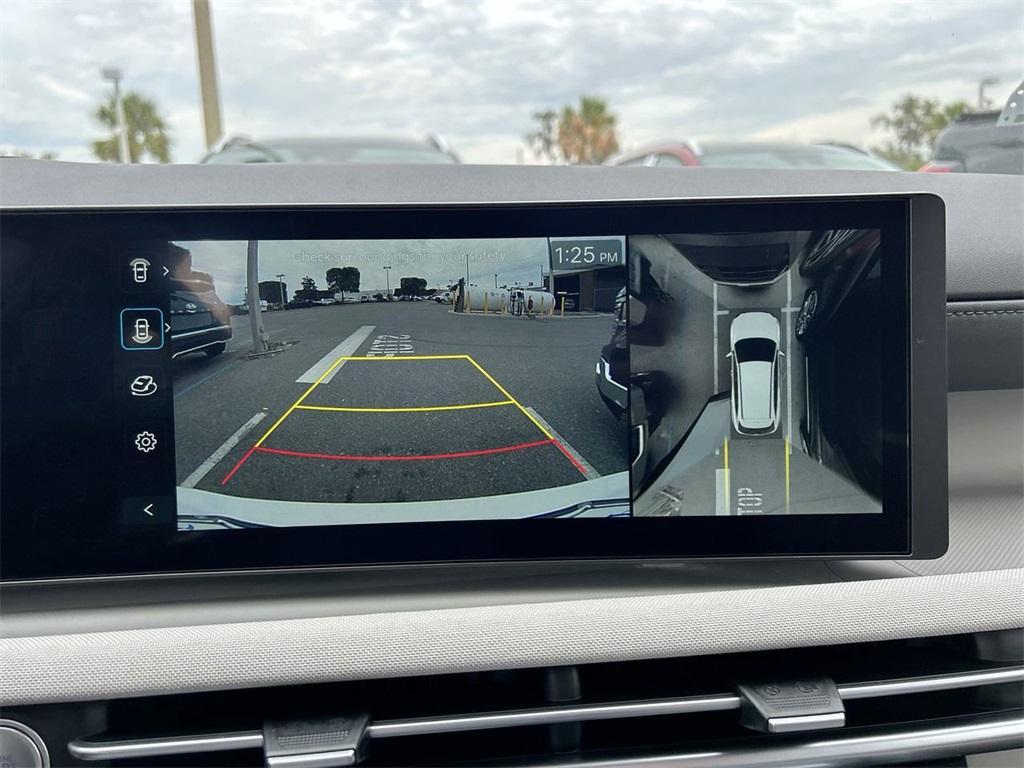 new 2026 Hyundai TUCSON Hybrid car, priced at $42,915