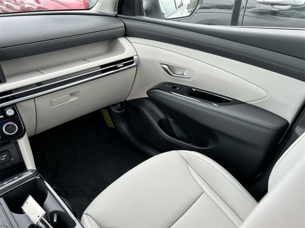 new 2026 Hyundai TUCSON Hybrid car, priced at $42,915