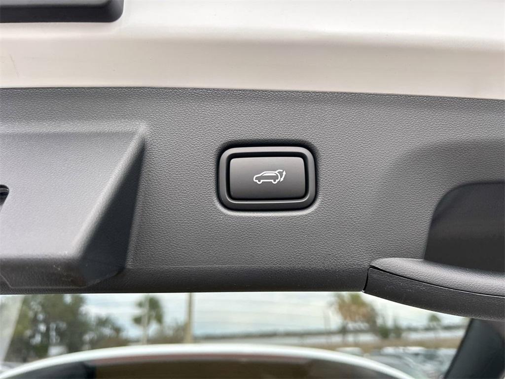 new 2026 Hyundai TUCSON Hybrid car, priced at $42,915