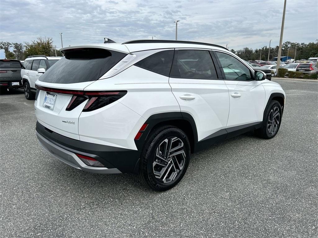 new 2026 Hyundai TUCSON Hybrid car, priced at $42,915