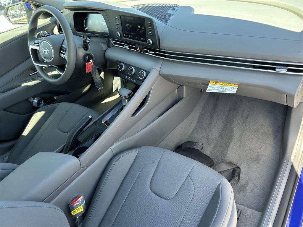 new 2025 Hyundai Elantra car, priced at $21,237
