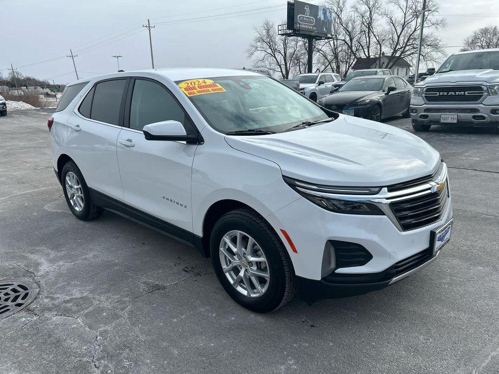 used 2024 Chevrolet Equinox car, priced at $25,752
