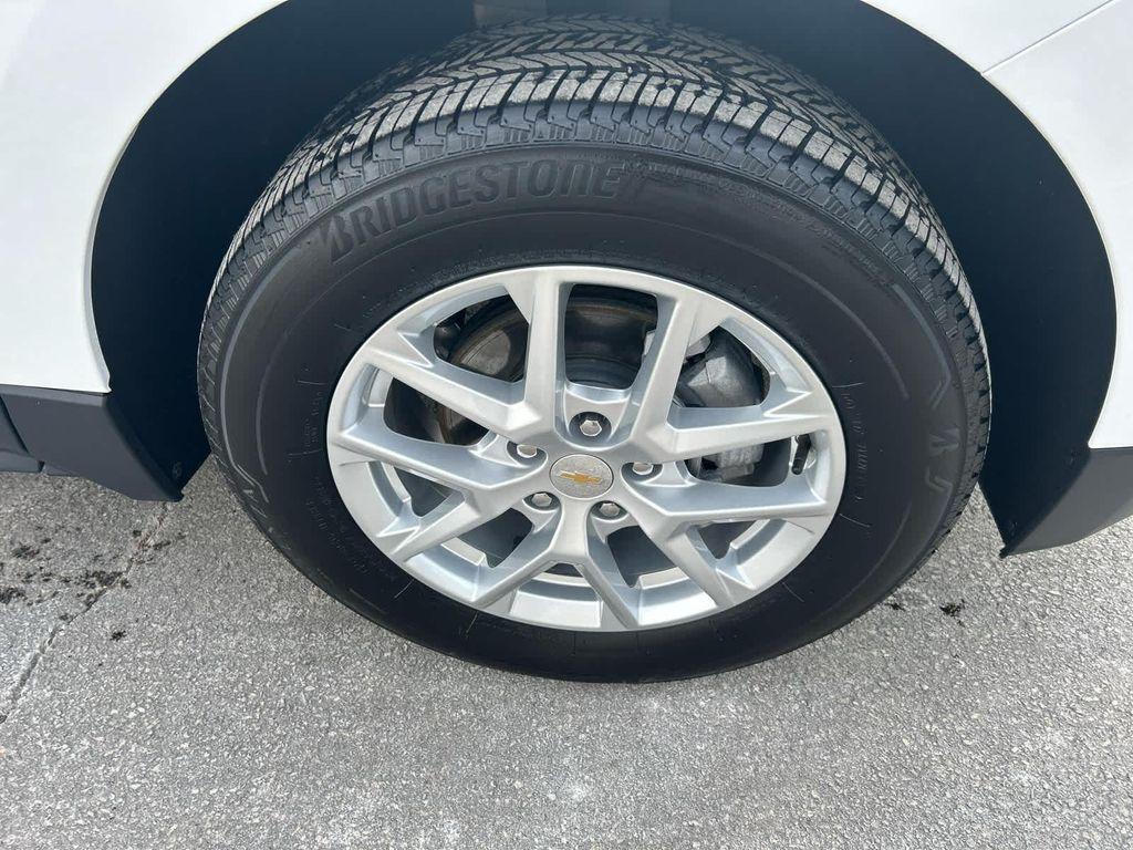 used 2024 Chevrolet Equinox car, priced at $25,752