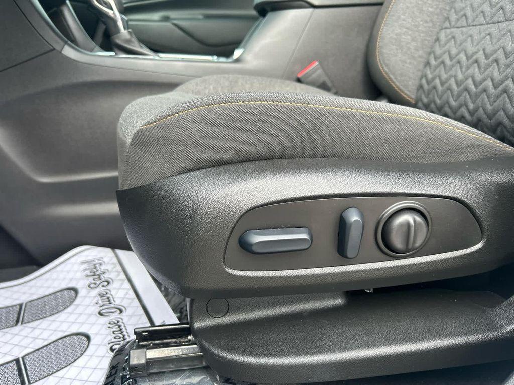 used 2024 Chevrolet Equinox car, priced at $25,752