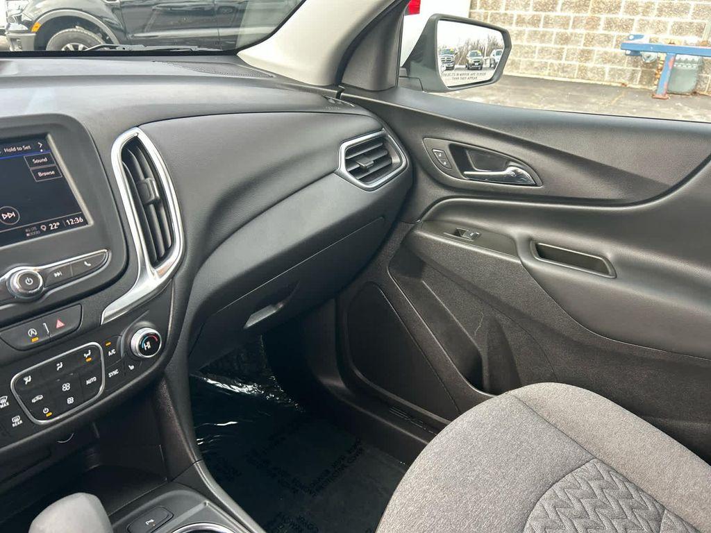 used 2024 Chevrolet Equinox car, priced at $25,752