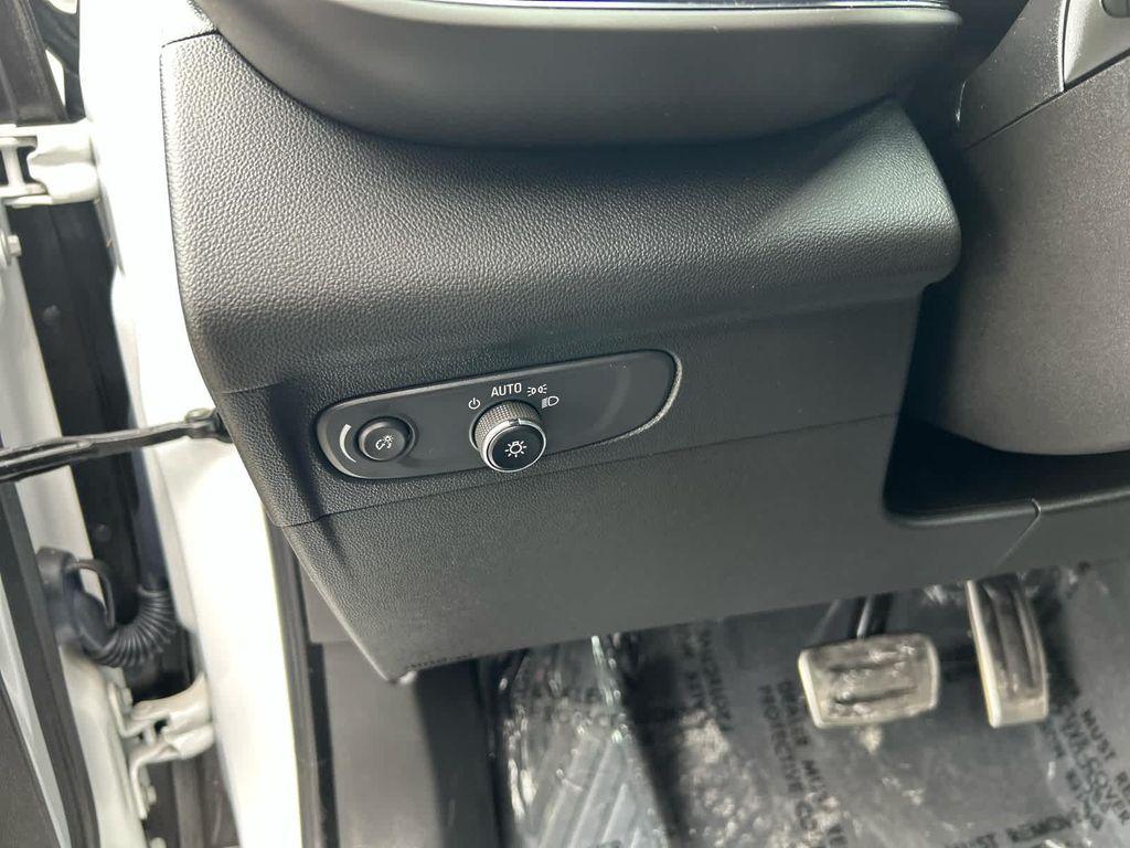 used 2023 Buick Envision car, priced at $33,952