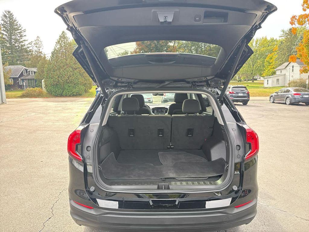 used 2022 GMC Terrain car, priced at $25,952