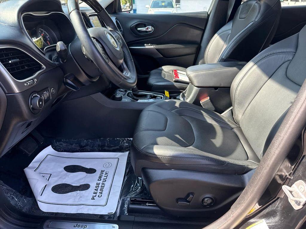 used 2019 Jeep Cherokee car, priced at $25,452