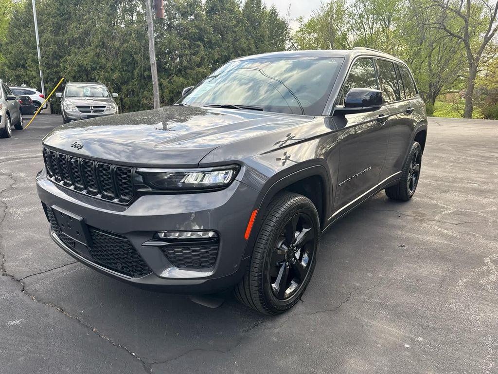 used 2024 Jeep Grand Cherokee car, priced at $40,952