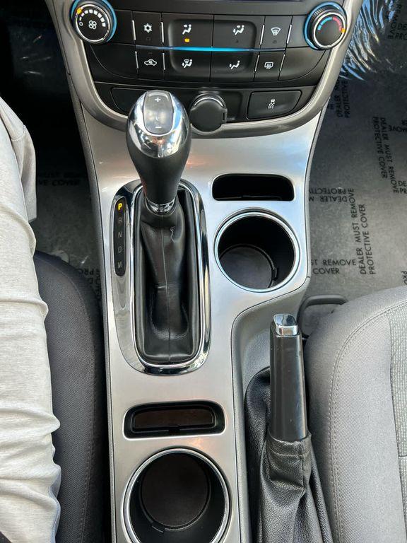 used 2015 Chevrolet Malibu car, priced at $9,952