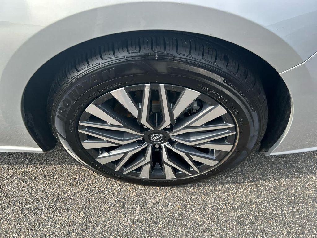 used 2023 Nissan Altima car, priced at $20,952