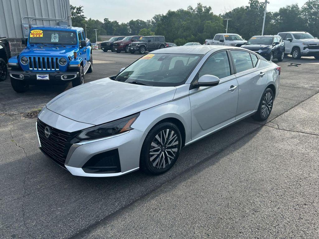 used 2023 Nissan Altima car, priced at $20,952