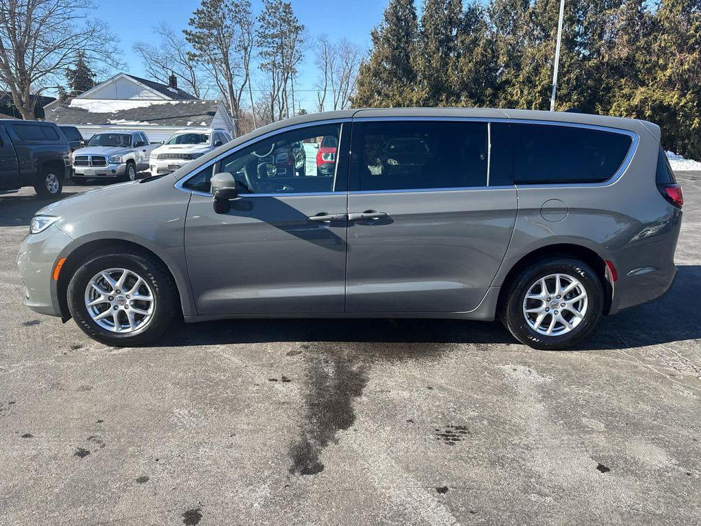 used 2023 Chrysler Pacifica car, priced at $26,952