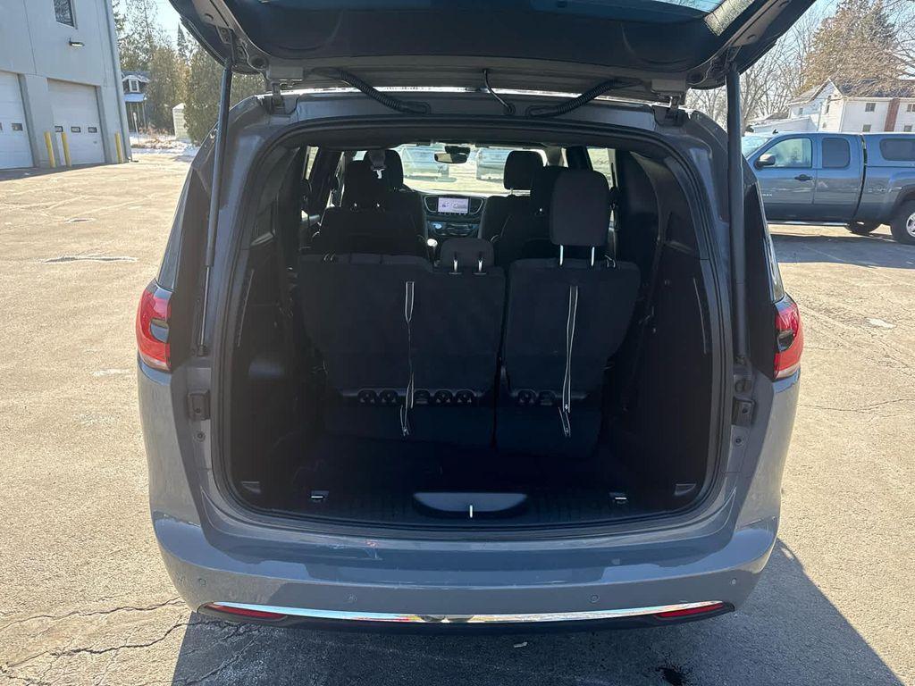 used 2023 Chrysler Pacifica car, priced at $26,952