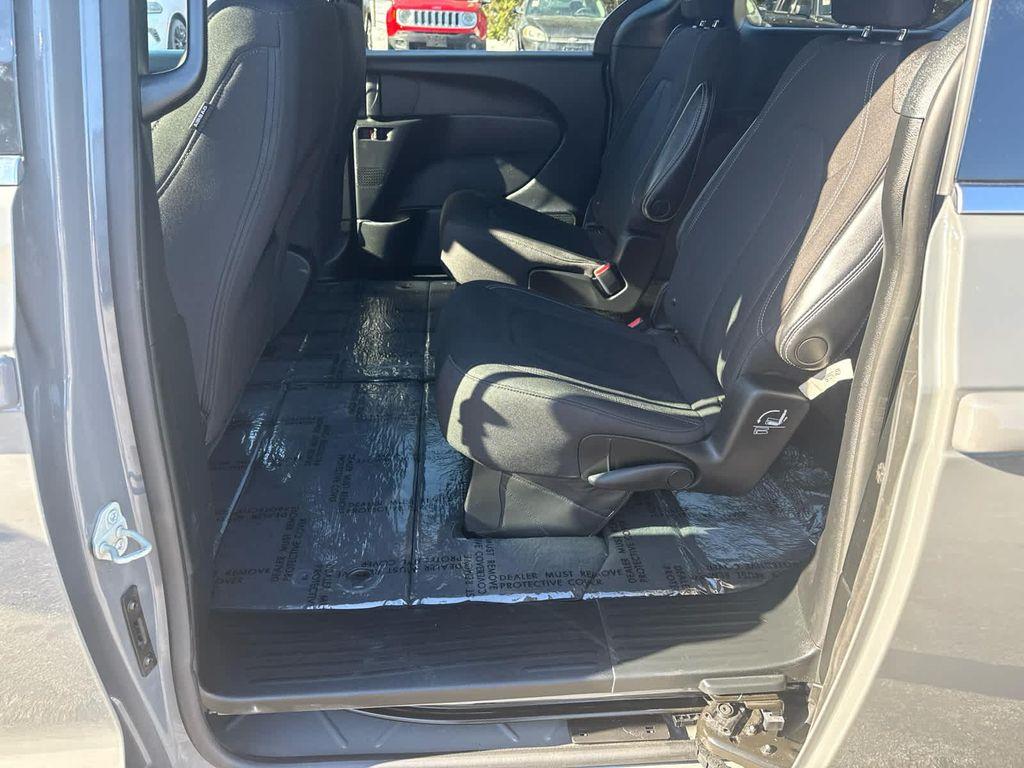 used 2023 Chrysler Pacifica car, priced at $26,952