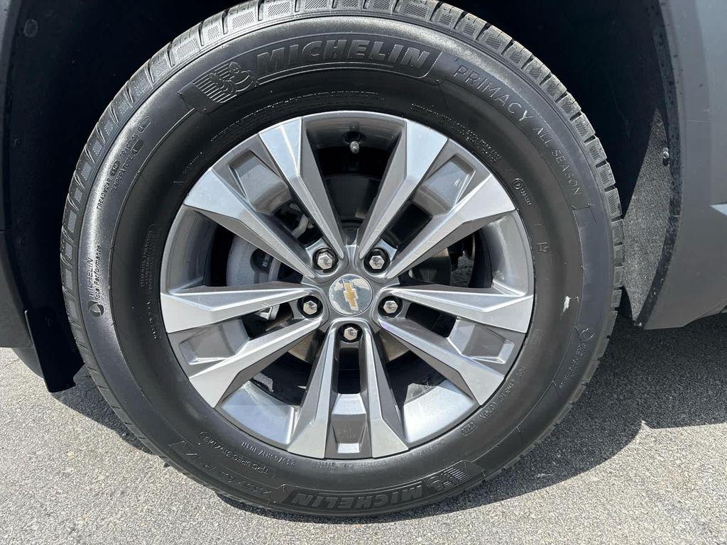 used 2026 Chevrolet Equinox car, priced at $31,301