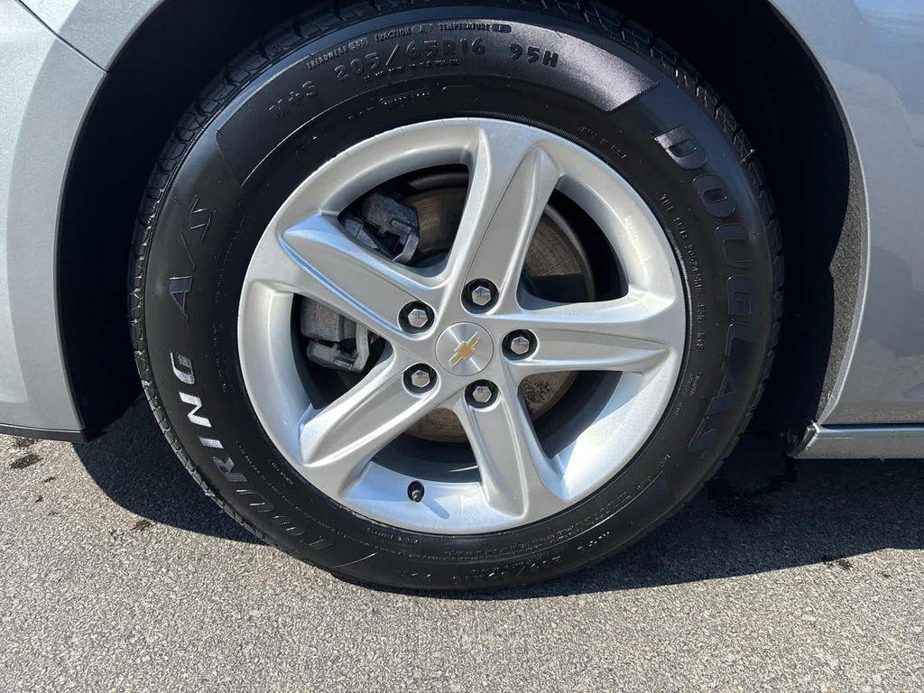 used 2024 Chevrolet Malibu car, priced at $20,452