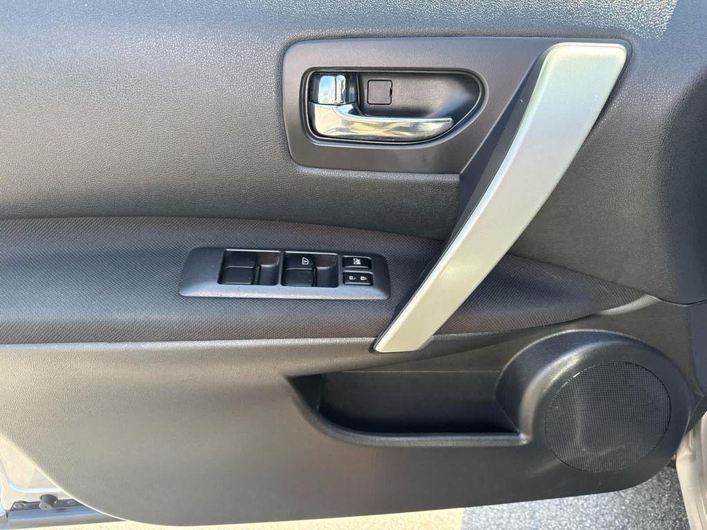 used 2014 Nissan Rogue Select car, priced at $8,452