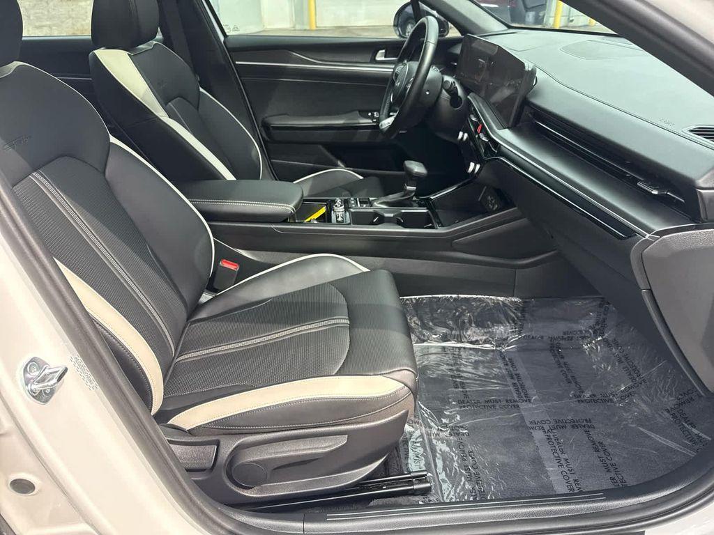 used 2025 Kia K5 car, priced at $31,752