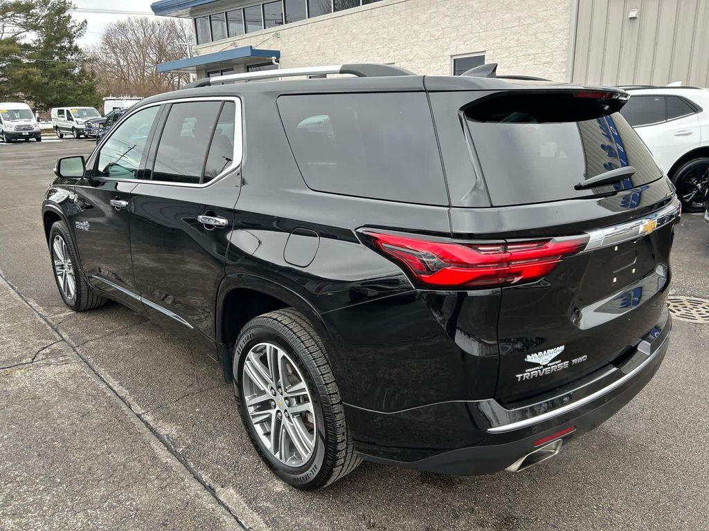 used 2022 Chevrolet Traverse car, priced at $28,952