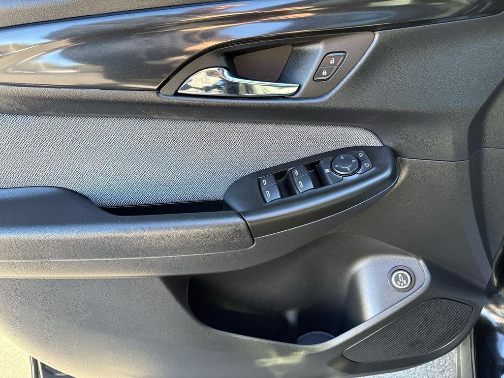 used 2025 Chevrolet TrailBlazer car