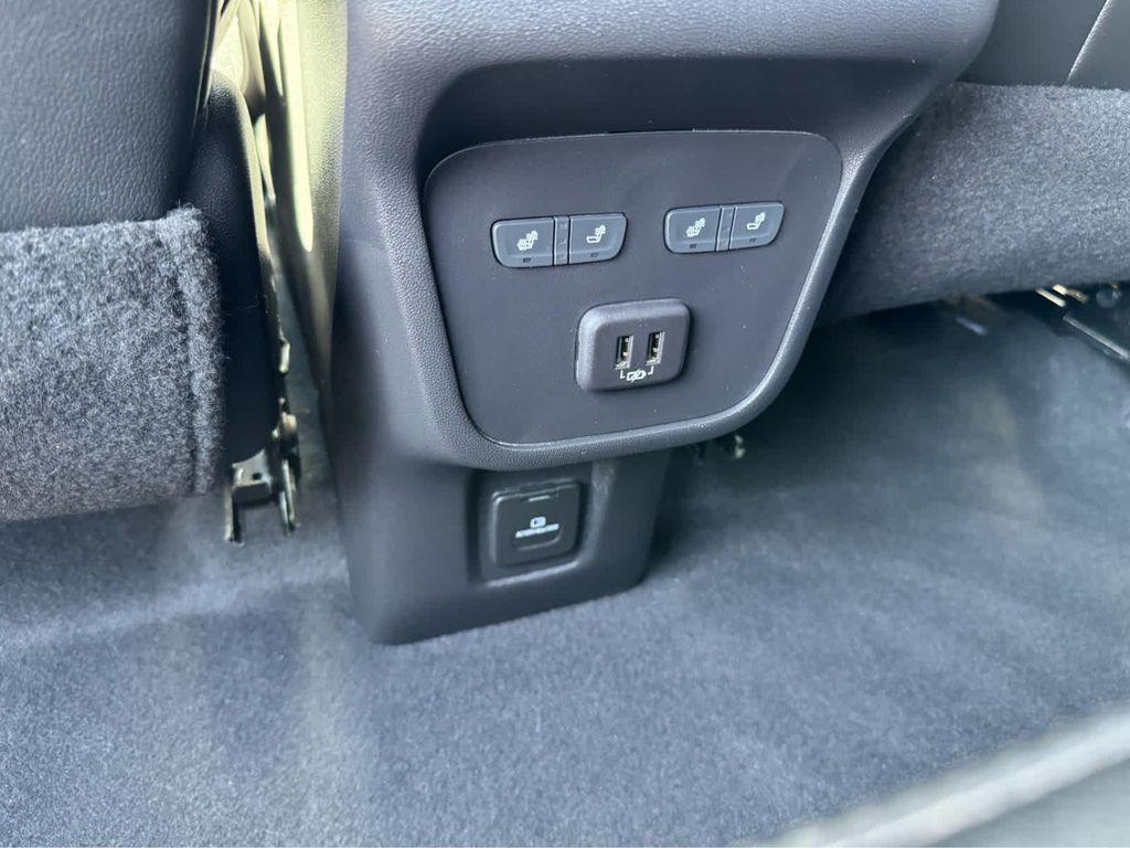 used 2022 Chevrolet Equinox car, priced at $26,952