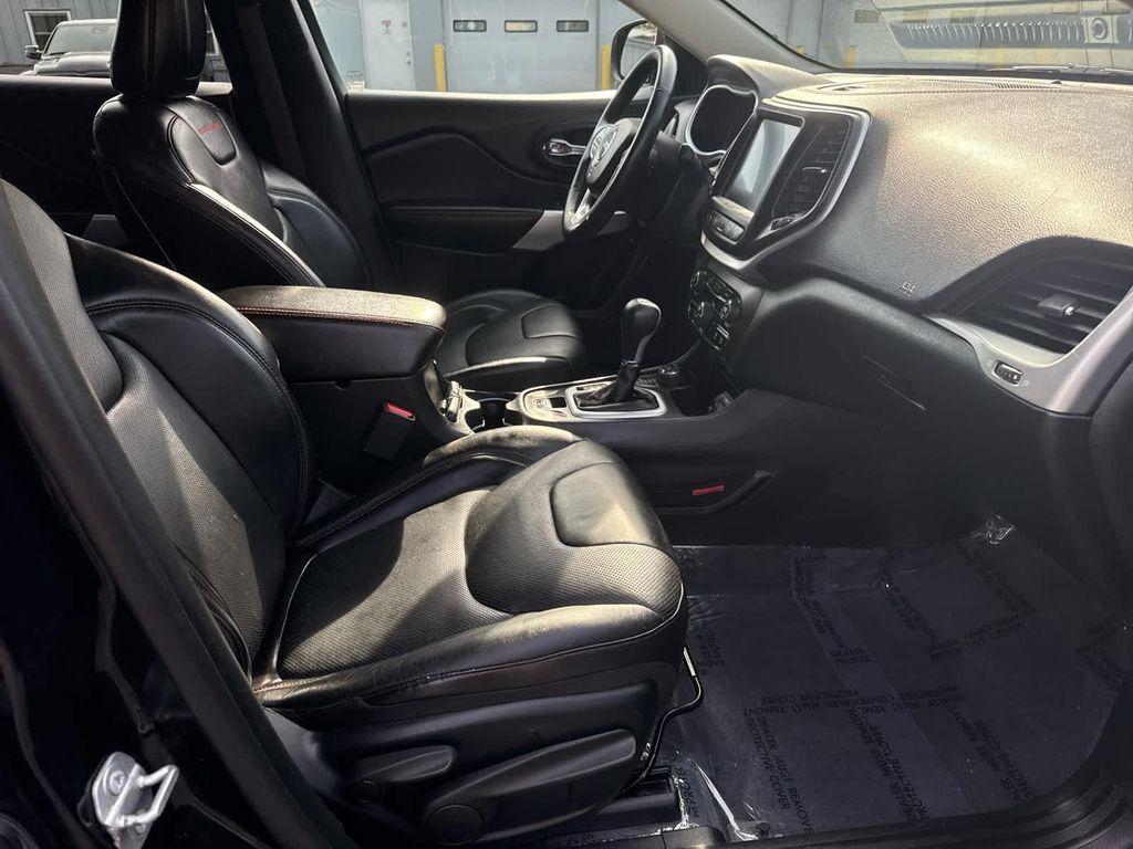 used 2017 Jeep Cherokee car, priced at $18,852