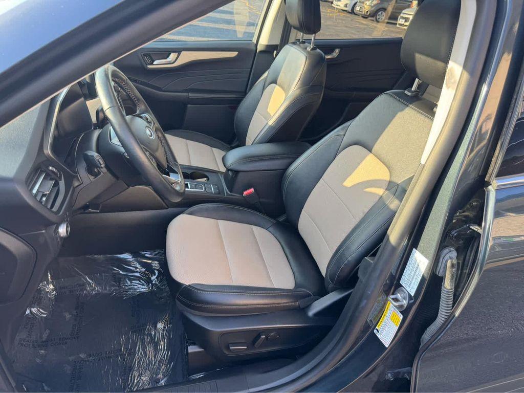 used 2022 Ford Escape car, priced at $28,952