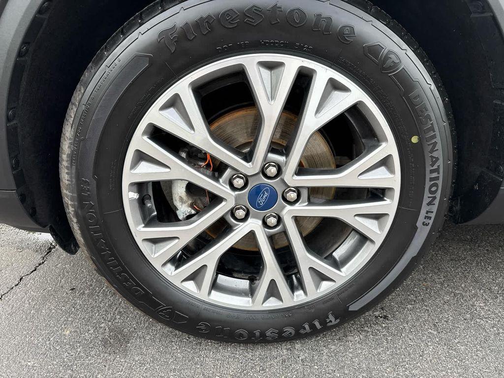 used 2022 Ford Escape car, priced at $19,952