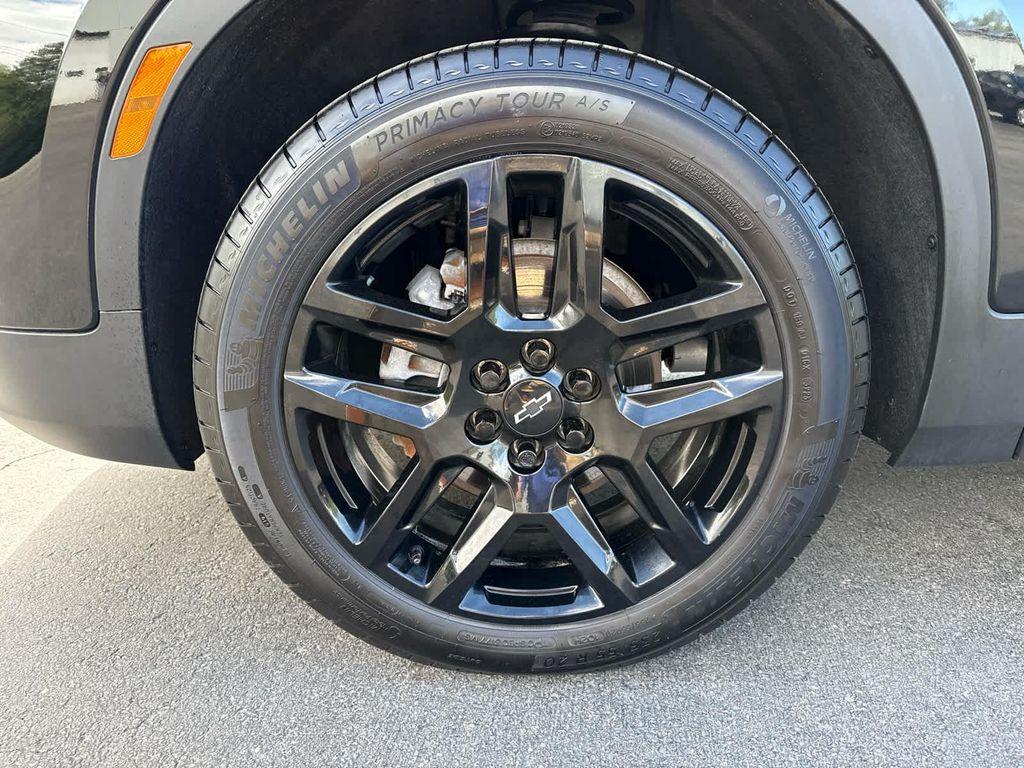 used 2024 Chevrolet Blazer car, priced at $32,301