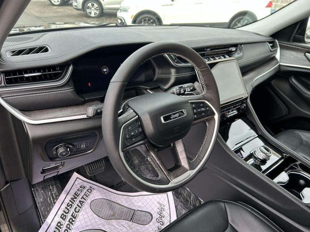 used 2023 Jeep Grand Cherokee L car, priced at $32,952