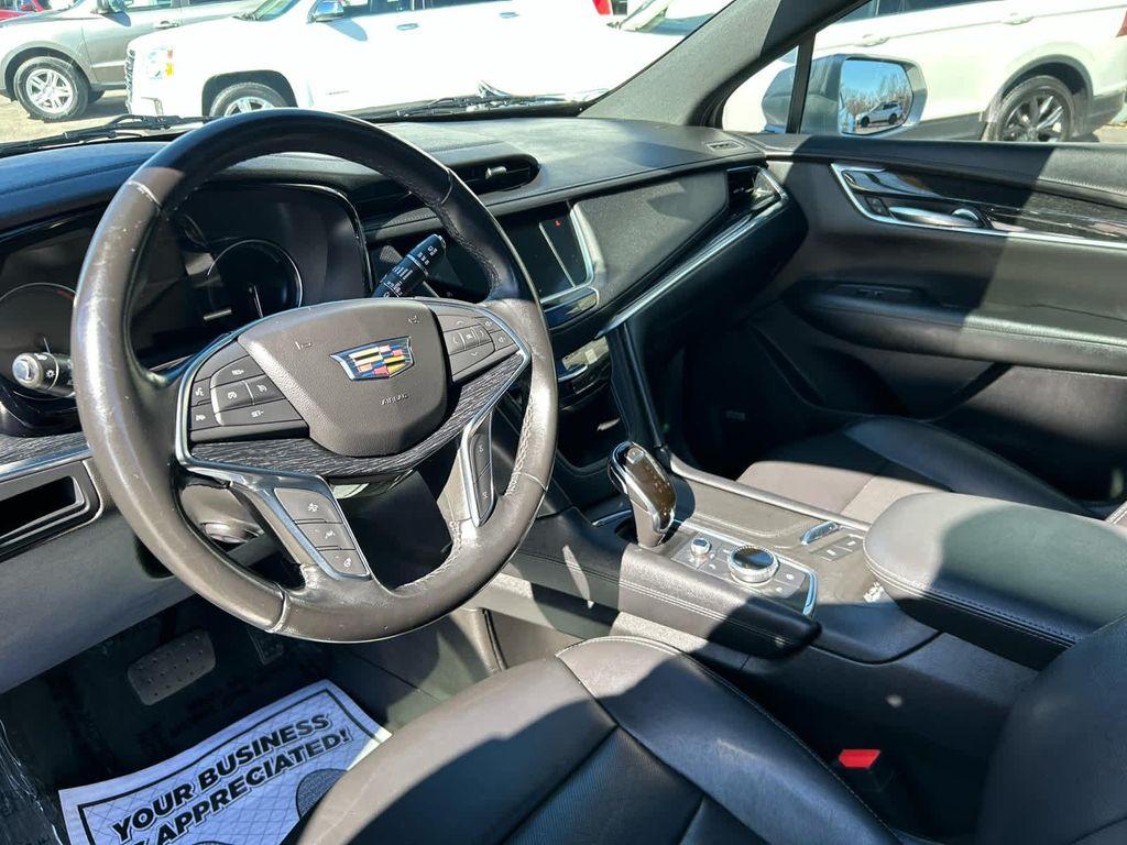 used 2020 Cadillac XT5 car, priced at $24,452