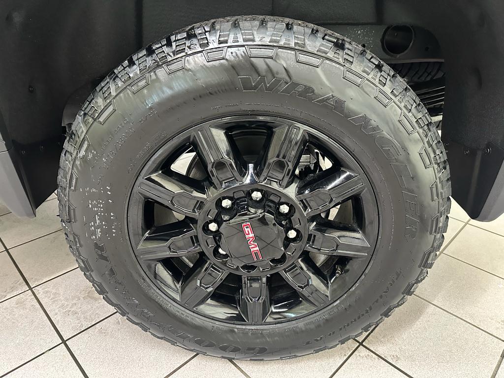 new 2026 GMC Sierra 2500 car, priced at $80,435