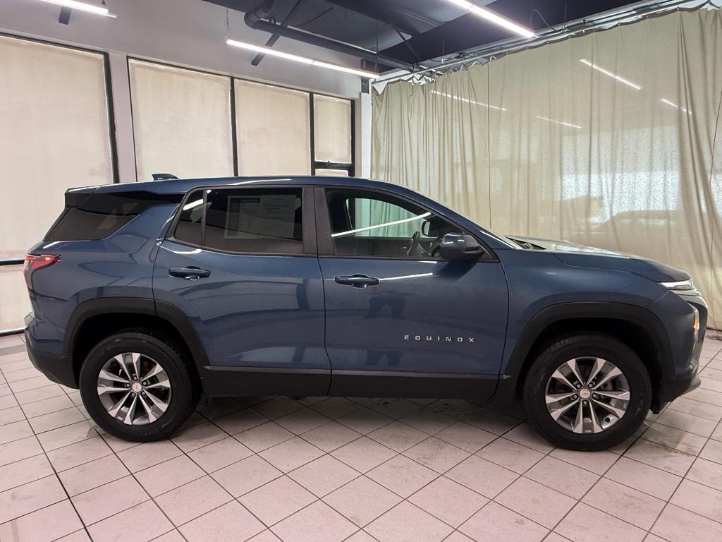 used 2025 Chevrolet Equinox car, priced at $25,880