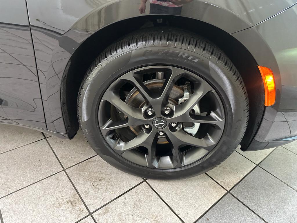 used 2026 Chrysler Pacifica car, priced at $37,931
