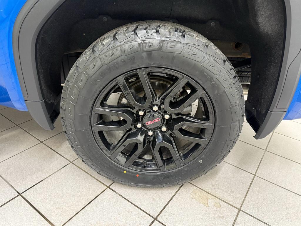 used 2022 GMC Sierra 1500 car, priced at $37,842