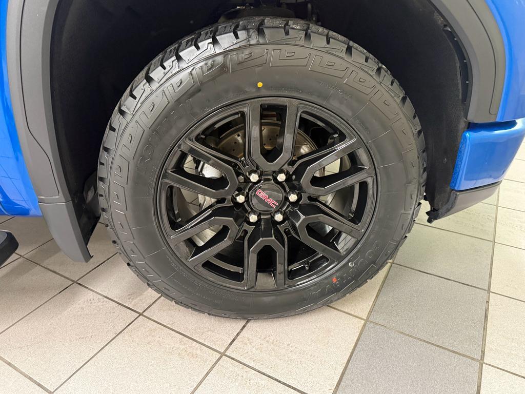 used 2022 GMC Sierra 1500 car, priced at $37,842