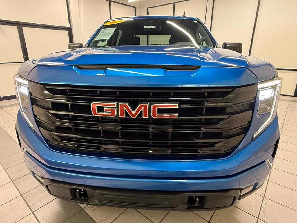 used 2022 GMC Sierra 1500 car, priced at $37,842