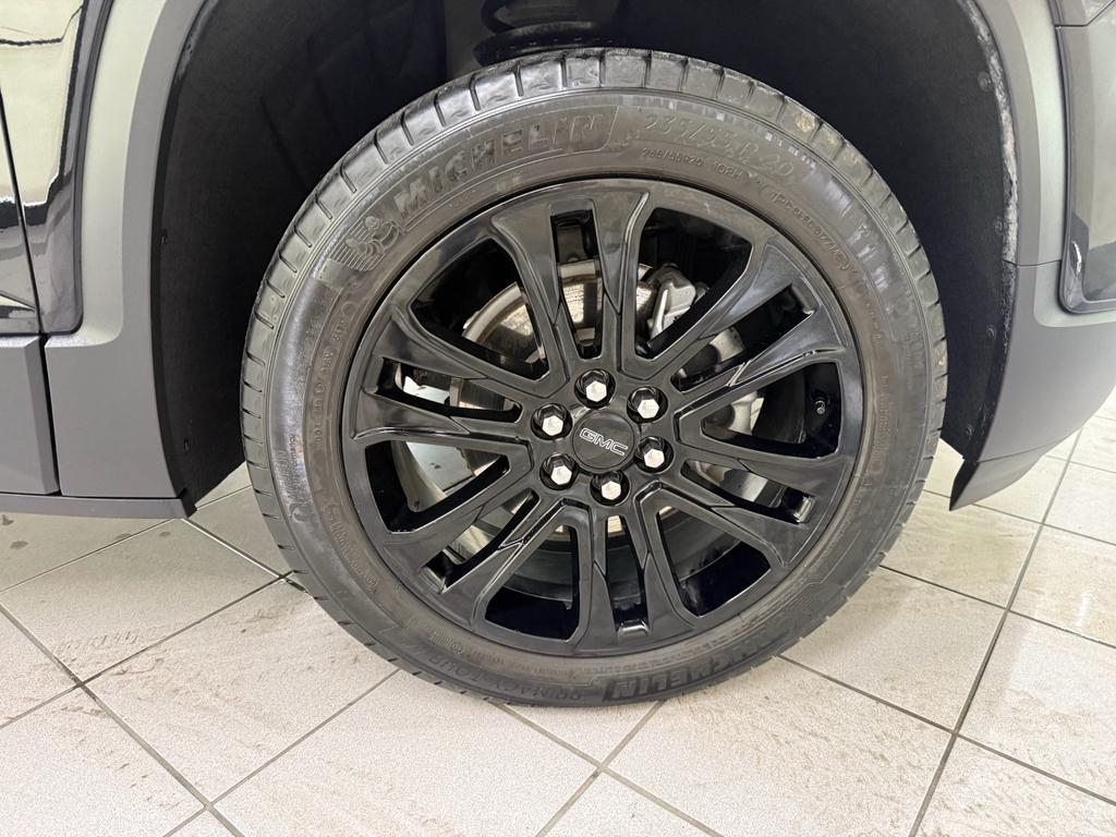used 2023 GMC Acadia car, priced at $31,126