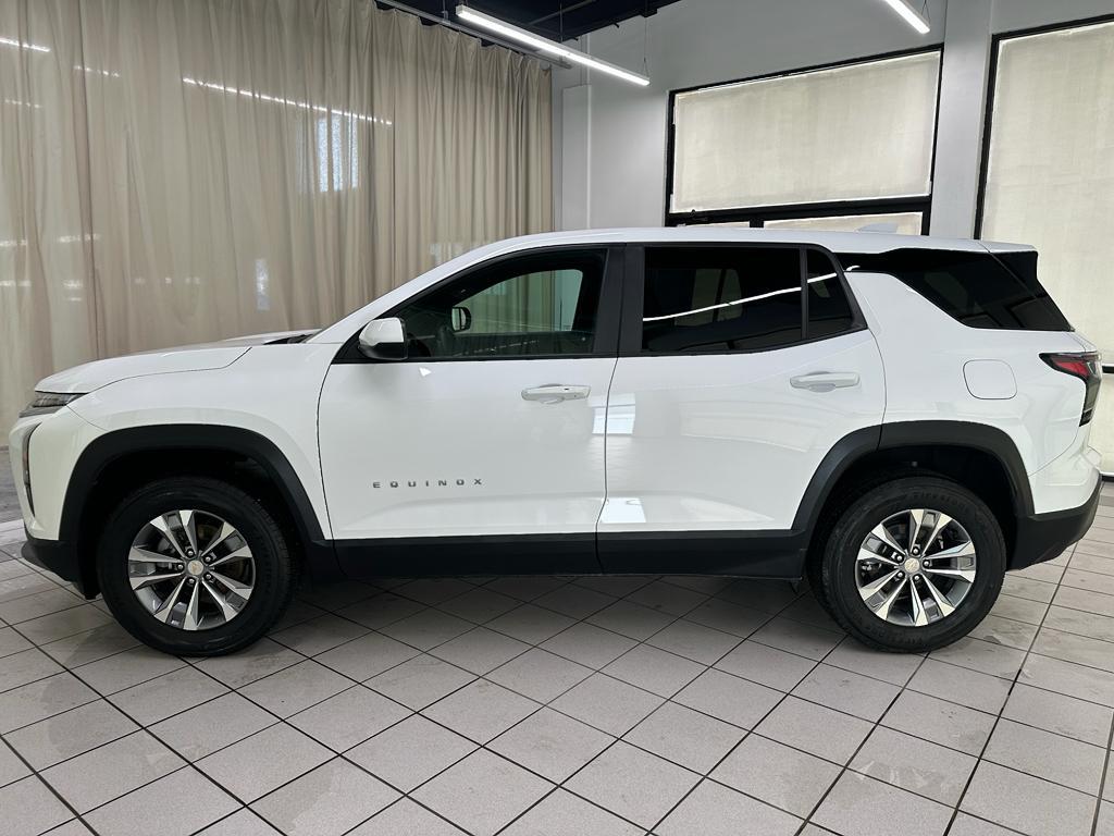 used 2025 Chevrolet Equinox car, priced at $25,131