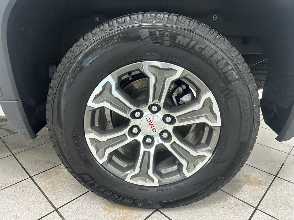 used 2025 GMC Sierra 1500 car, priced at $44,988