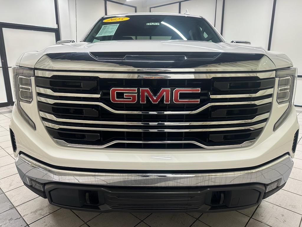 used 2025 GMC Sierra 1500 car, priced at $44,988