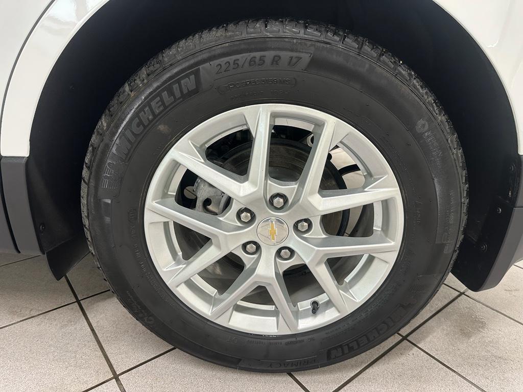 used 2024 Chevrolet Equinox car, priced at $24,375