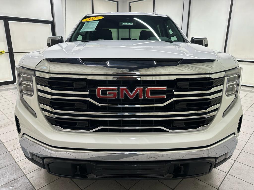 used 2025 GMC Sierra 1500 car, priced at $43,885