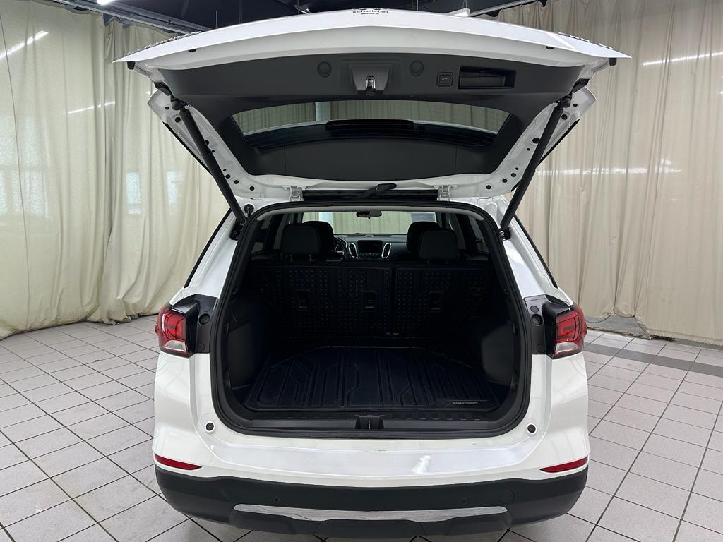 used 2024 Chevrolet Equinox car, priced at $24,696