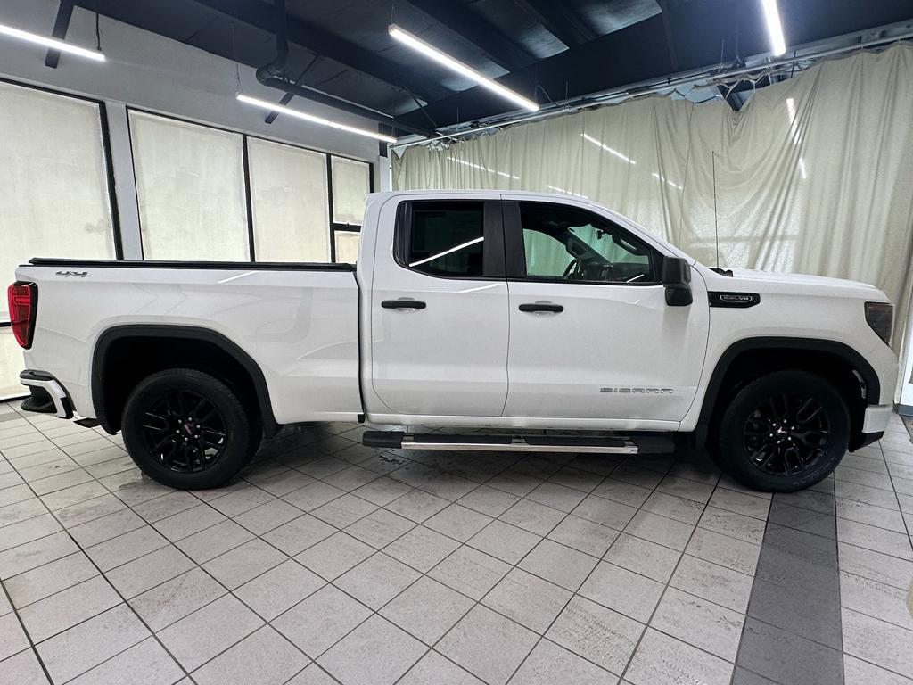 used 2023 GMC Sierra 1500 car, priced at $38,234