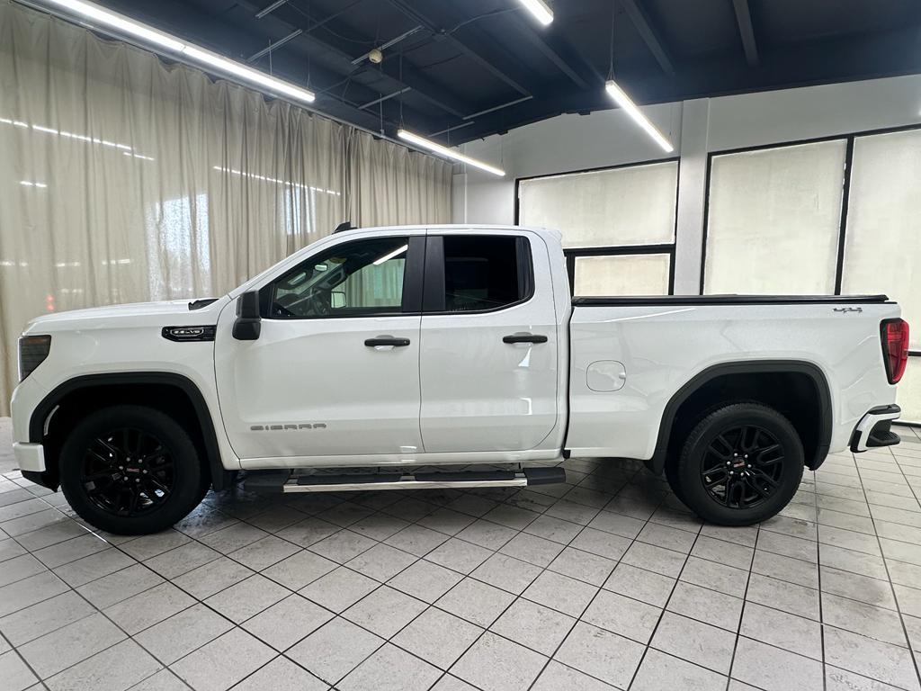 used 2023 GMC Sierra 1500 car, priced at $38,234