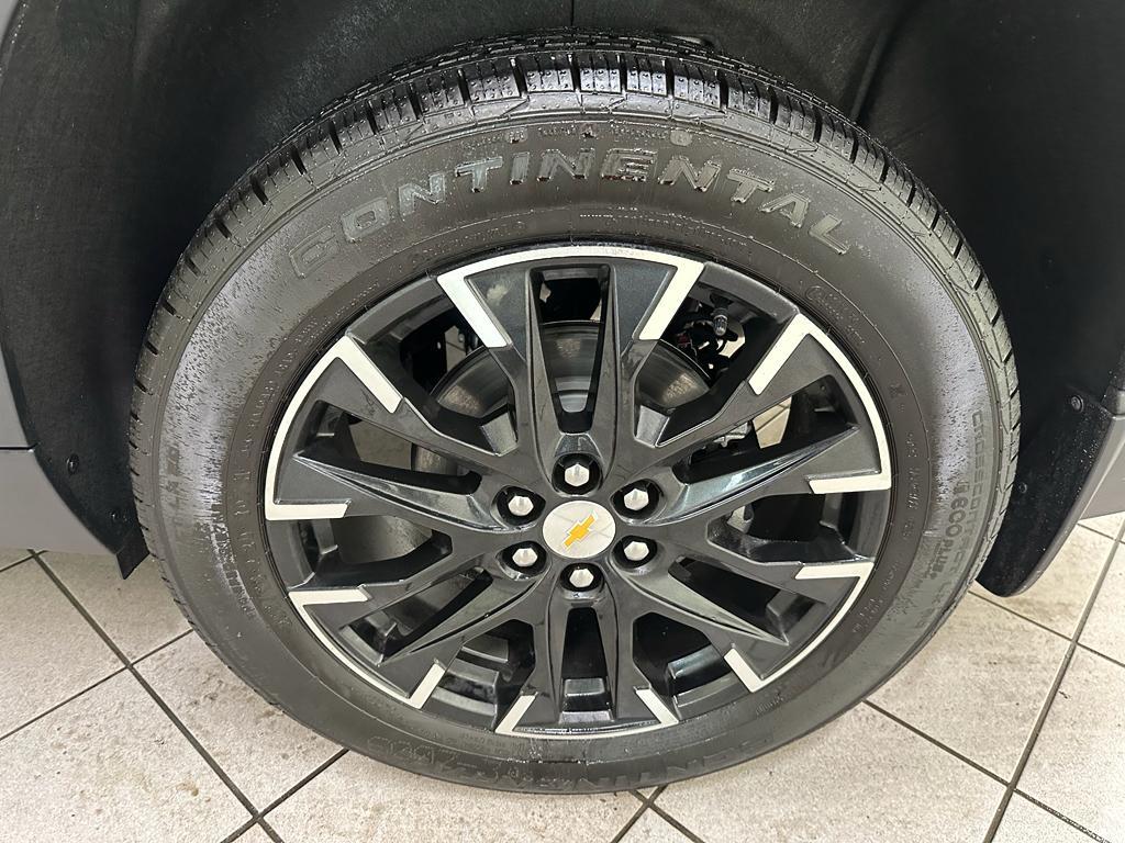 new 2026 Chevrolet Traverse car, priced at $47,201